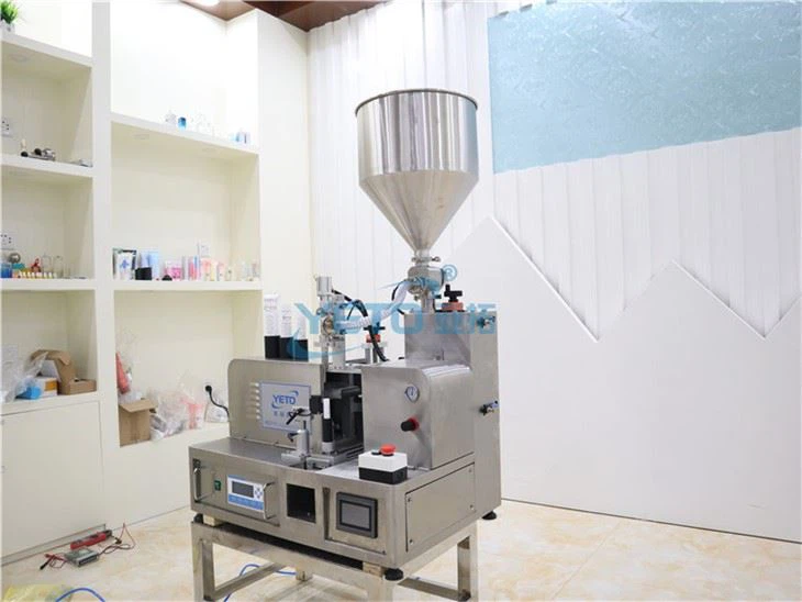 Single Head Tube Filling Sealing Machine